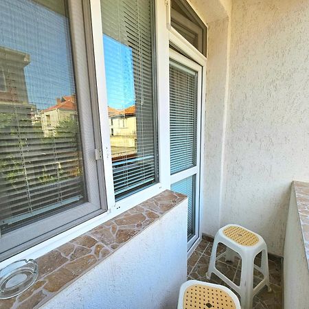 Амбър Апартамент И Стая За Гости Sozopol Exterior foto