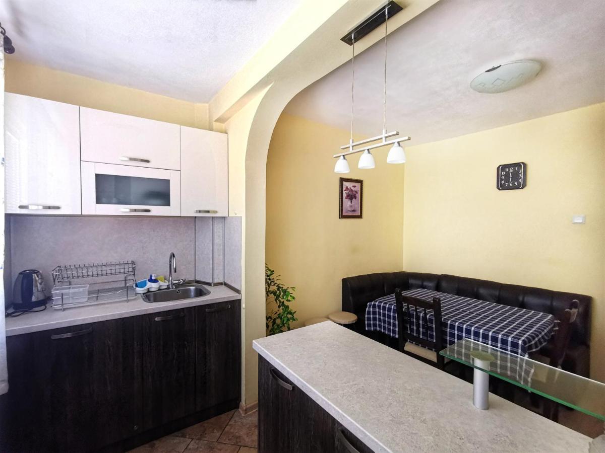 Амбър Апартамент И Стая За Гости Sozopol Exterior foto
